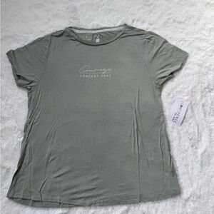 Itworks NWT courage flowy tee